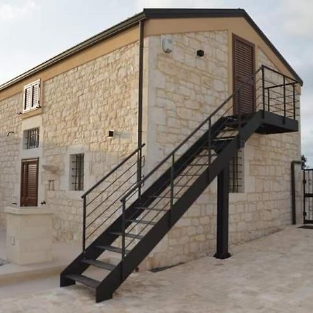 Il Carrubo Holiday House Scicli Exterior foto
