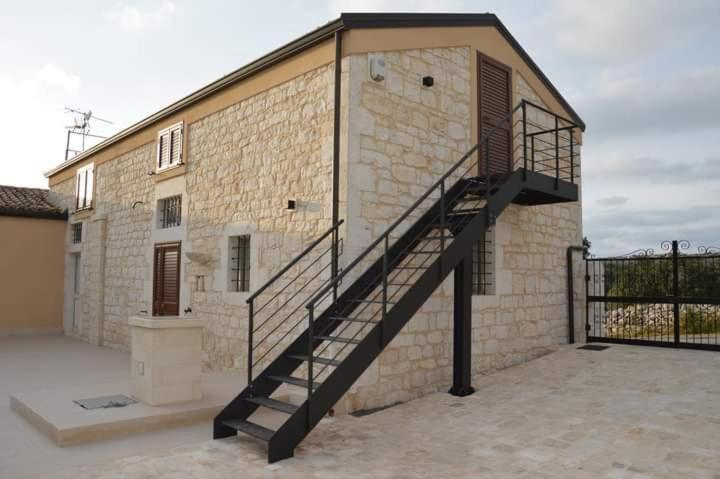 Il Carrubo Holiday House Scicli Exterior foto